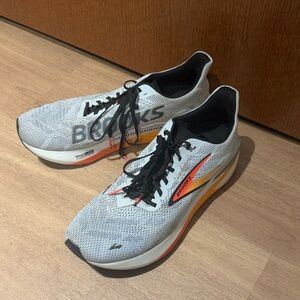 Brooks Hyperion GTS 2 White and Orange Running Shoes